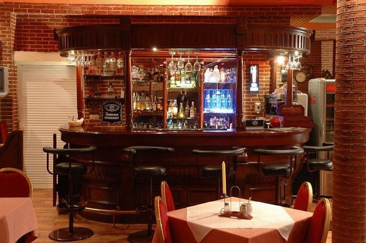 Hotel Dobosz Полице Экстерьер фото