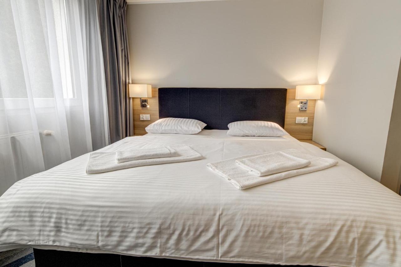 Hotel Dobosz Полице Экстерьер фото