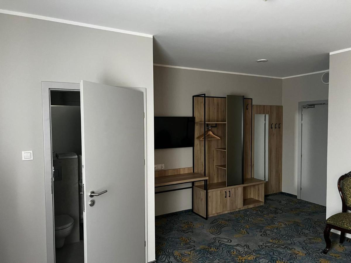 Hotel Dobosz Полице Экстерьер фото